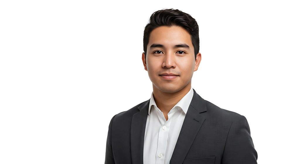 Vecteezy A Young Man In A Suit And Tie 65752629 1024x559